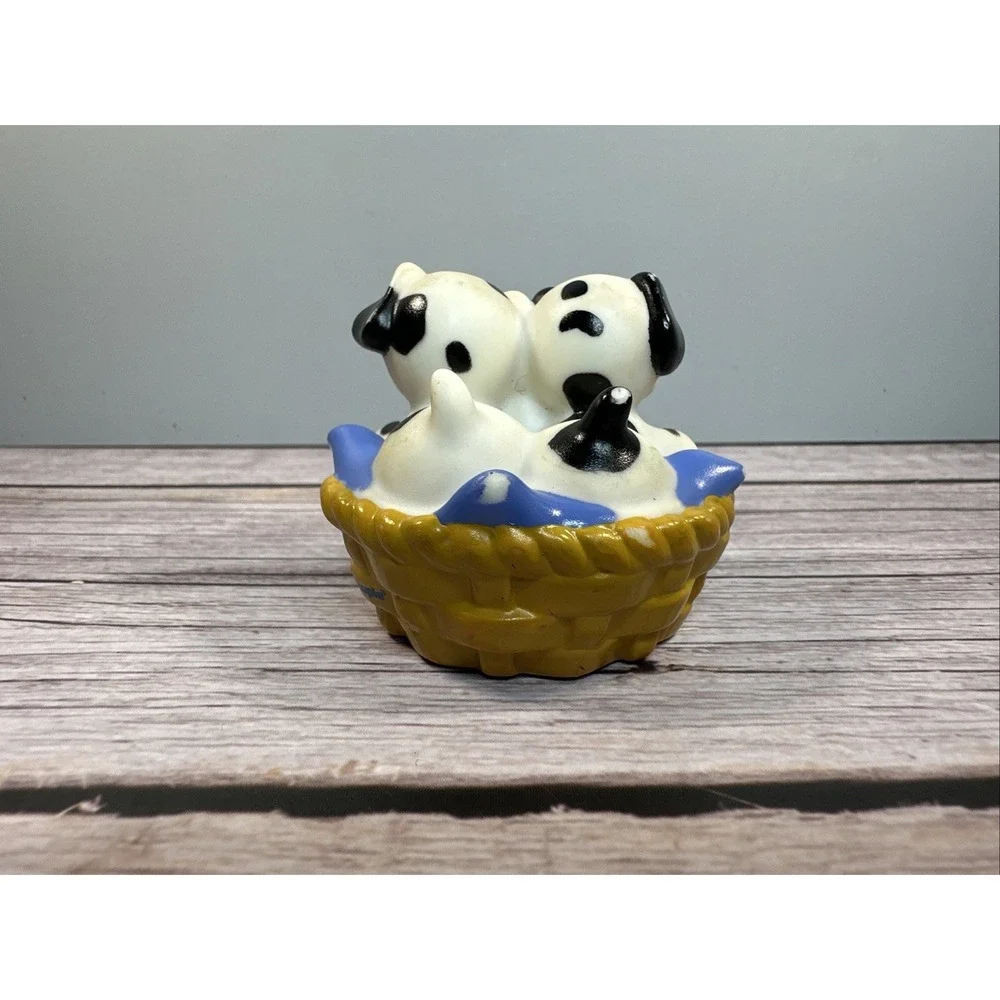 Little People 2007 BASKET OF PUPPIES Fisher Price zoo farm Noah's Ark animals